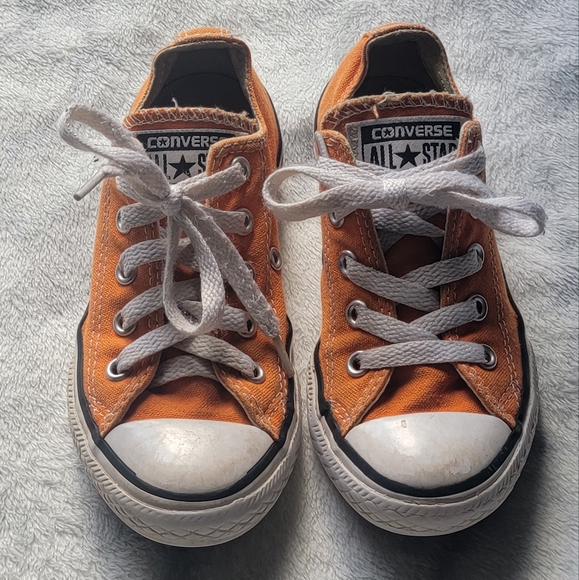CONVERSE~ Youth CHUCK TAYLOR All Star Orange kids shoes - Picture 1 of 5
